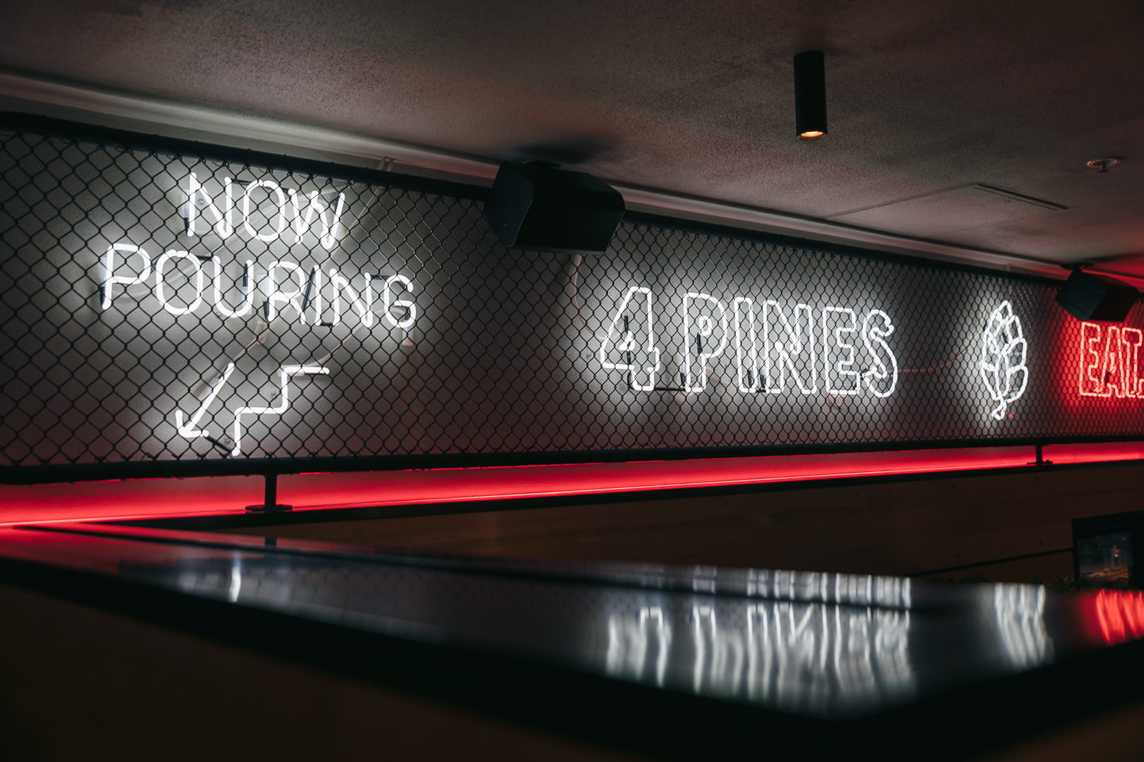 Sporting Globe x 4 Pines Kings St Wharf  